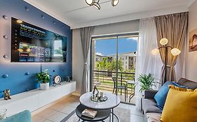 Luxury At The Paddocks